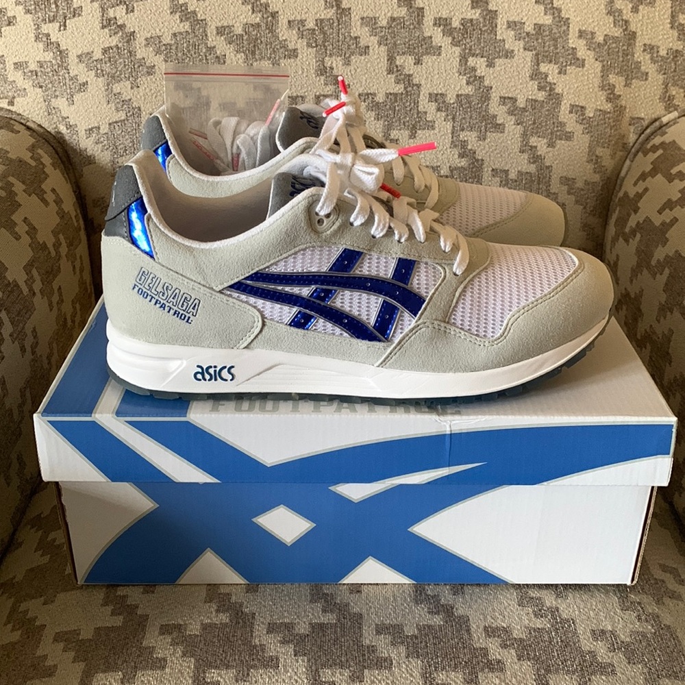 Mens Like New Asics x Footpatrol Gel Saga size 9.5 with box and extra laces